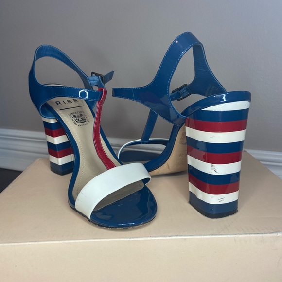 Aldo Handmade 4 1/2” Leather High Heel Sandals Size 7- Red, White and Blue - Picture 4 of 7